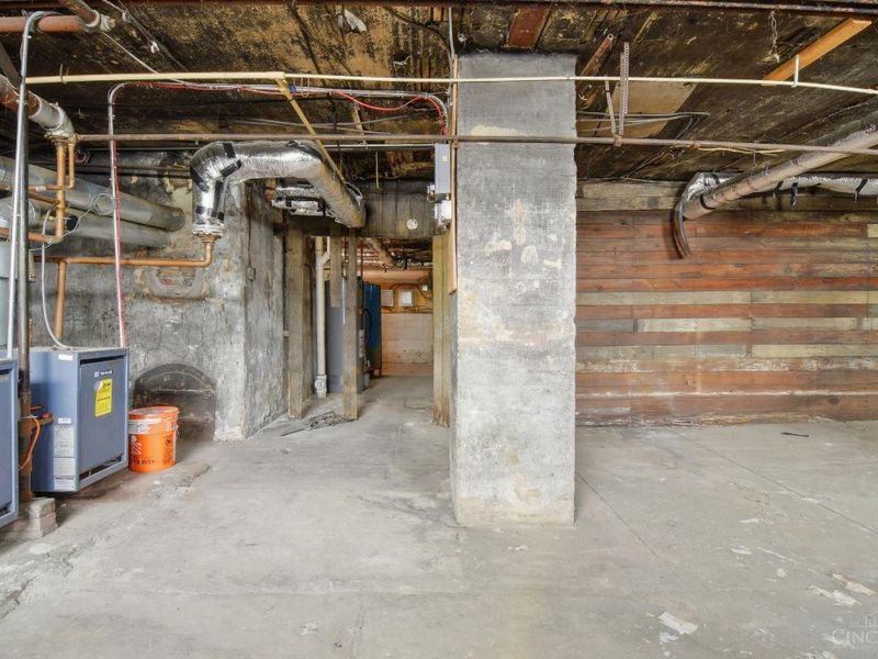 1801 Chase Avenue, Cincinnati, OH 45223 Photo 49