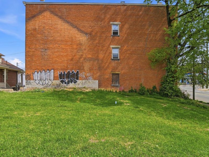 1801 Chase Avenue, Cincinnati, OH 45223 Photo 53