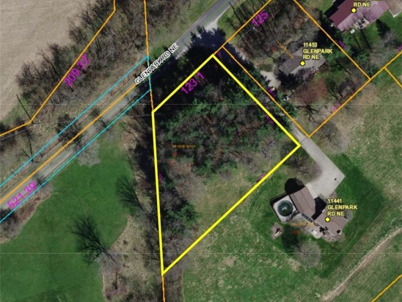 Glenpark Drive NE, Bolivar, OH 44612 Photo 2