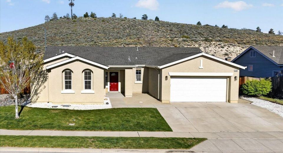 1096 Crown View Drive, Reno, NV 89523 Photo