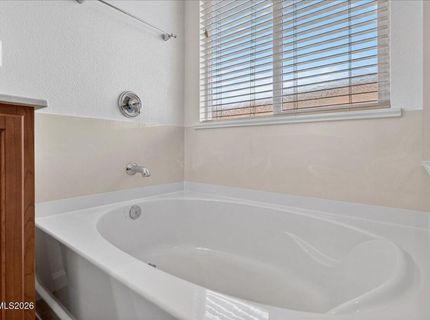 1096 Crown View Drive, Reno, NV 89523 Photo