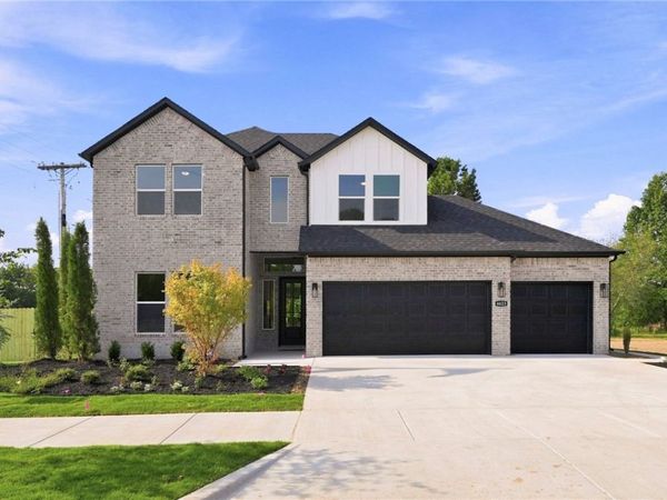 547 Renley Street, Tontitown, AR 72762