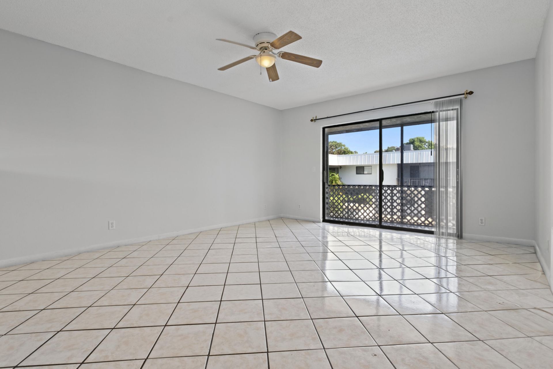825 NW 13th Street, Unit 223, Boca Raton, FL 33486 Photo