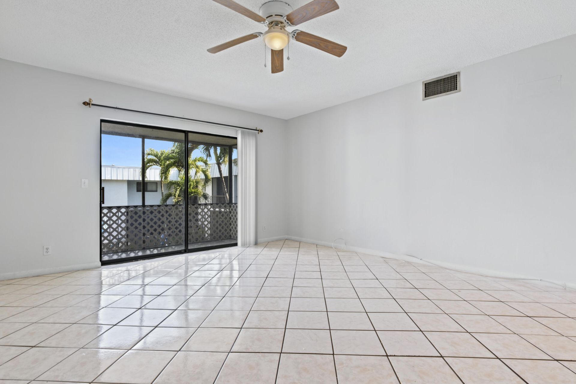 825 NW 13th Street, Unit 223, Boca Raton, FL 33486 Photo