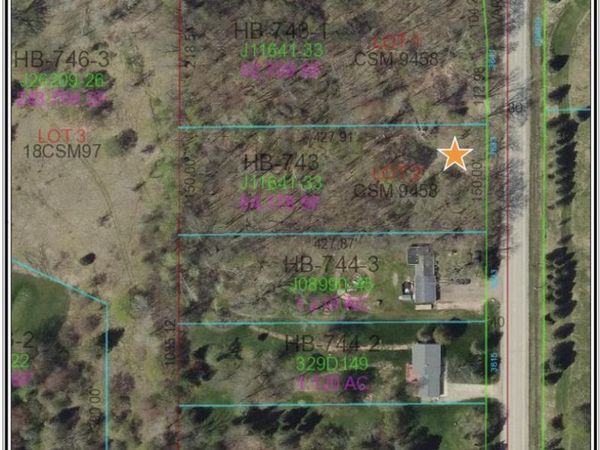 3833 HILLCREST DRIVE, Green Bay, WI 54313