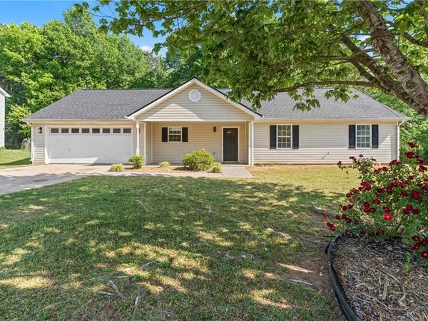 185 Brighton Drive , Covington, GA 30016