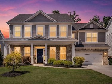 6809 Benjamin Drive, Flowery Branch, GA 30542