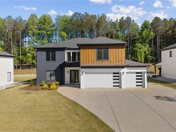 764 Riverside Road , Sugar Hill, GA 30518