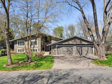 6570 Rustic Road SE, Prior Lake, MN 55372