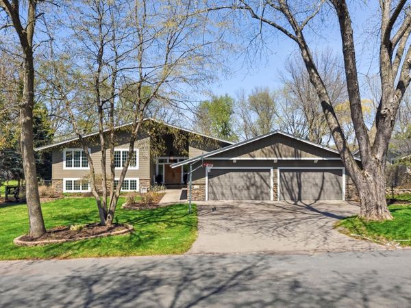 6570 Rustic Road SE, Prior Lake, MN 55372
