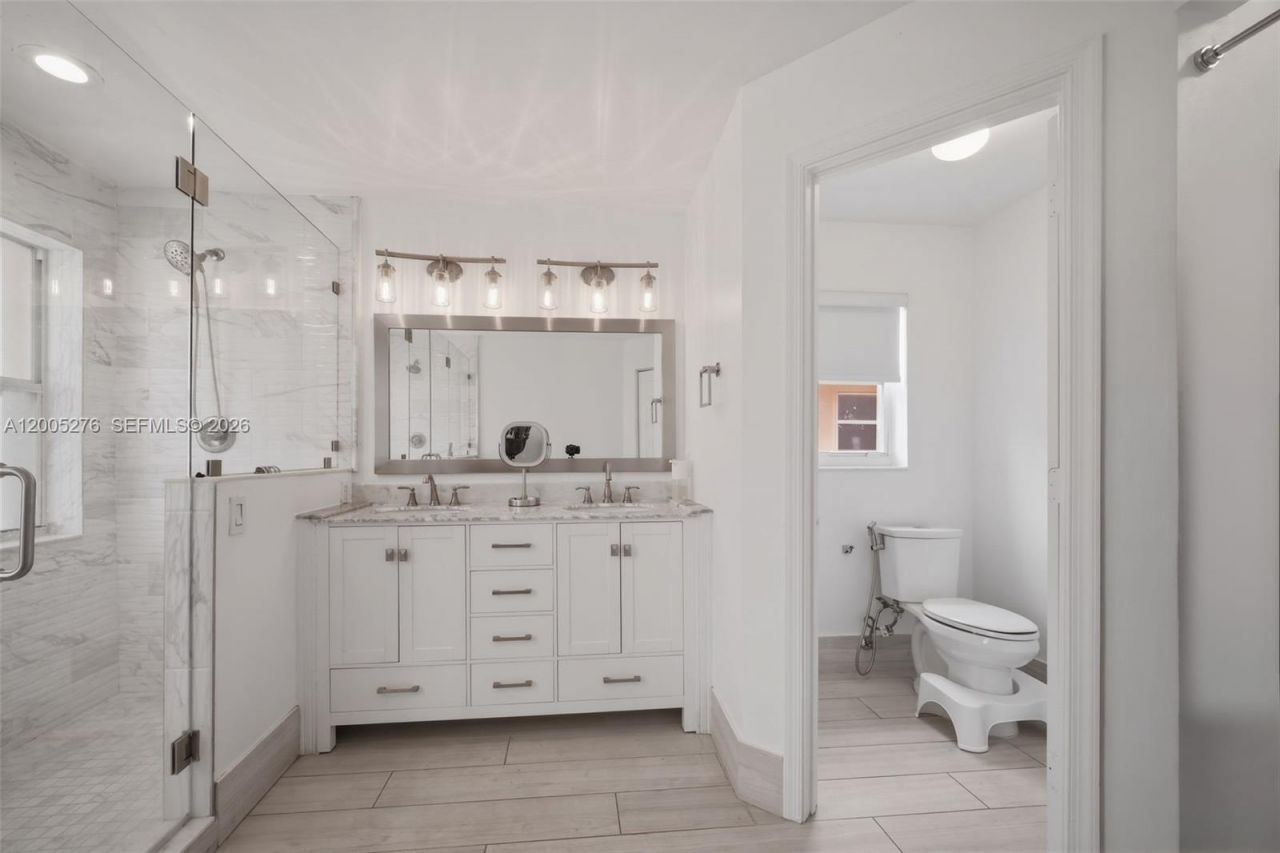 685 SW 198th Ter , Pembroke Pines, FL 33029 Photo