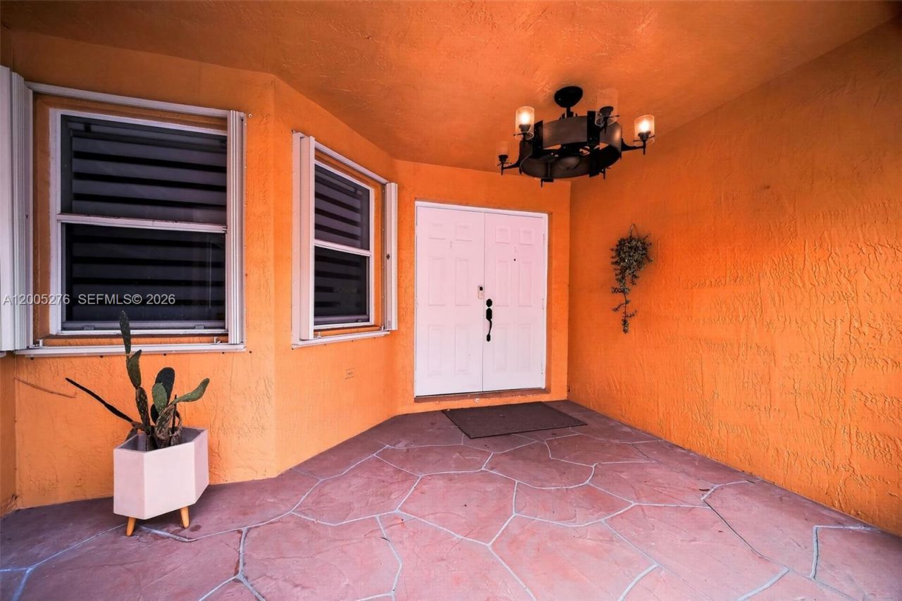 685 SW 198th Ter , Pembroke Pines, FL 33029 Photo