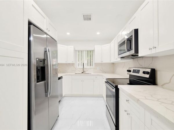 350 Aledo Ave , Unit B, Coral Gables, FL 33134