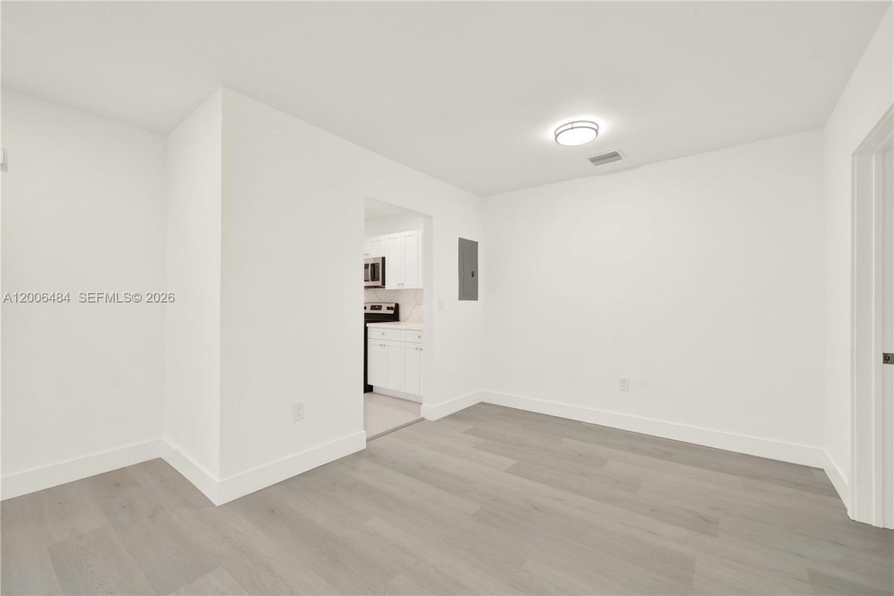 350 Aledo Ave, Unit B, Coral Gables, FL 33134 Photo