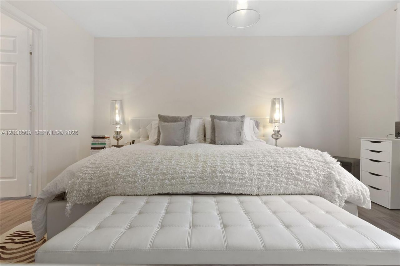 10842 NW 53rd Ln , Doral, FL 33178 Photo