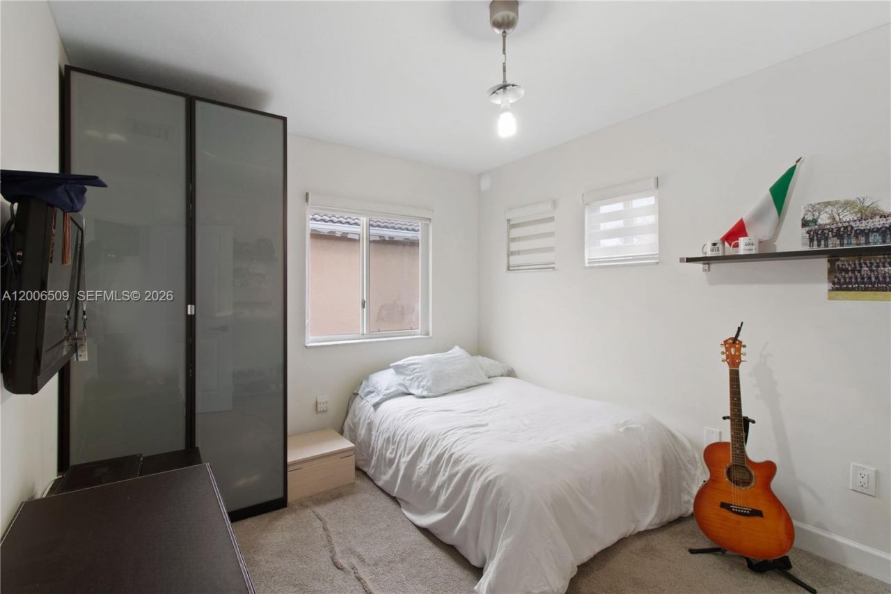 10842 NW 53rd Ln , Doral, FL 33178 Photo