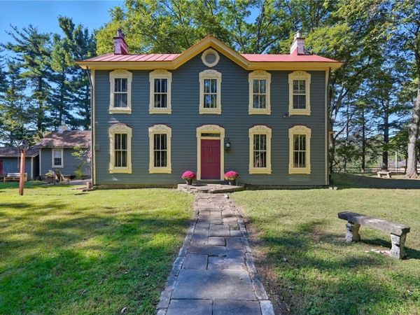 2535 Fife Drive, Pittsburgh, PA 15241