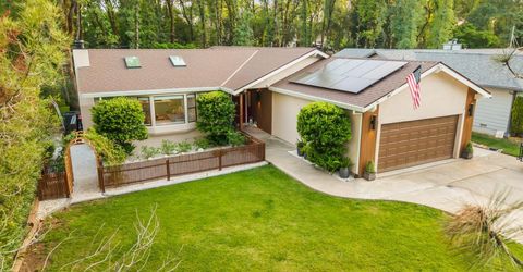 23218 Broadmoor Ct, Auburn, CA 95602 Photo