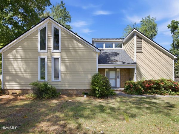 510 Winstead Road , Greenville, NC 27834