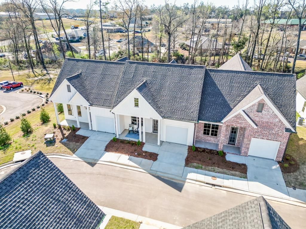 309 Cottage View, Oxford, MS 38655 Main Photo