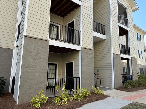 1101 Molly Barr Rd, Oxford, MS 38655