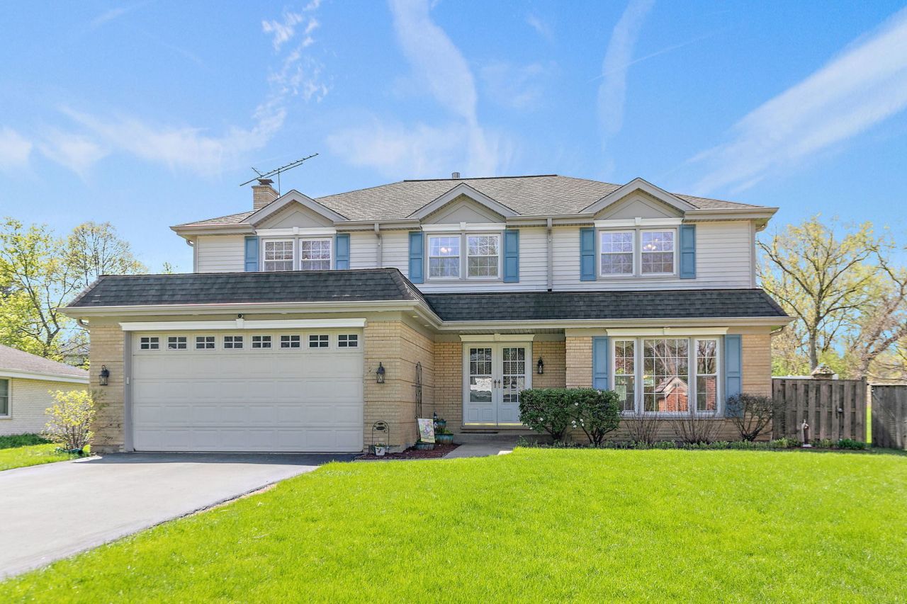 1363 W Saint James Court , Palatine, IL 60067