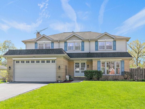 1363 W Saint James Court , Palatine, IL 60067