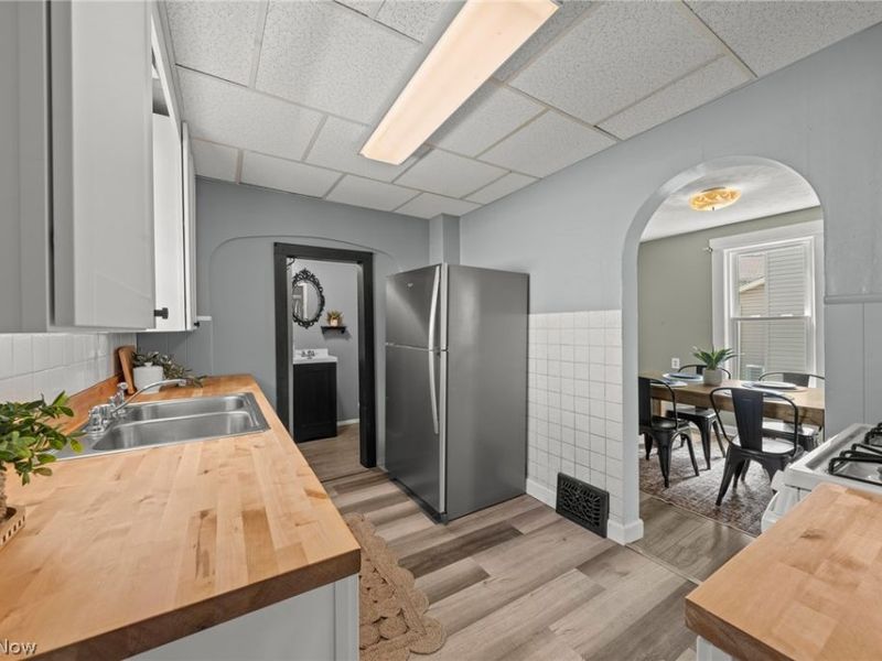 624 Broadway Street E, Cuyahoga Falls, OH 44221 Photo 21