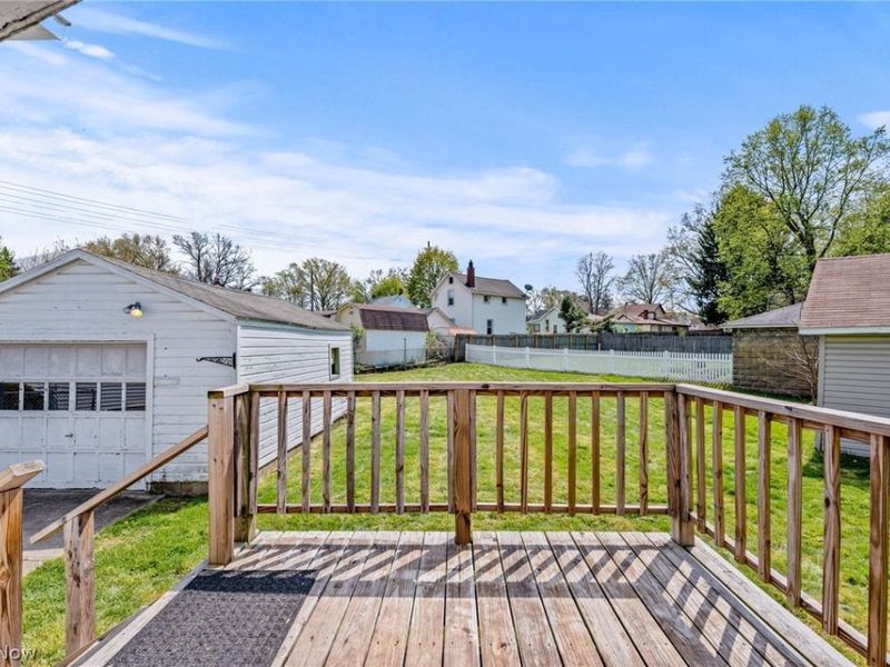 624 Broadway Street E, Cuyahoga Falls, OH 44221 Photo 25