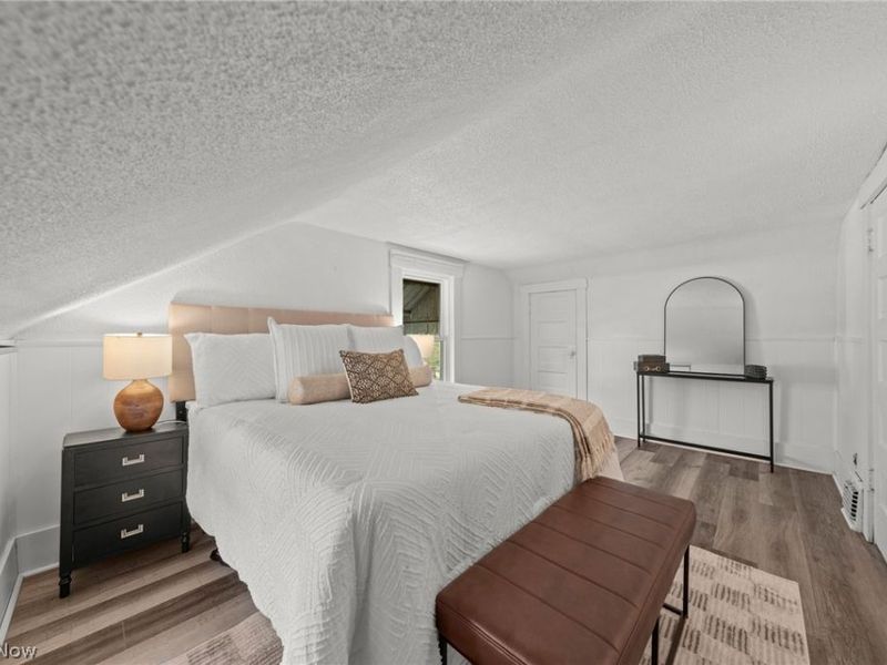 624 Broadway Street E, Cuyahoga Falls, OH 44221 Photo 29