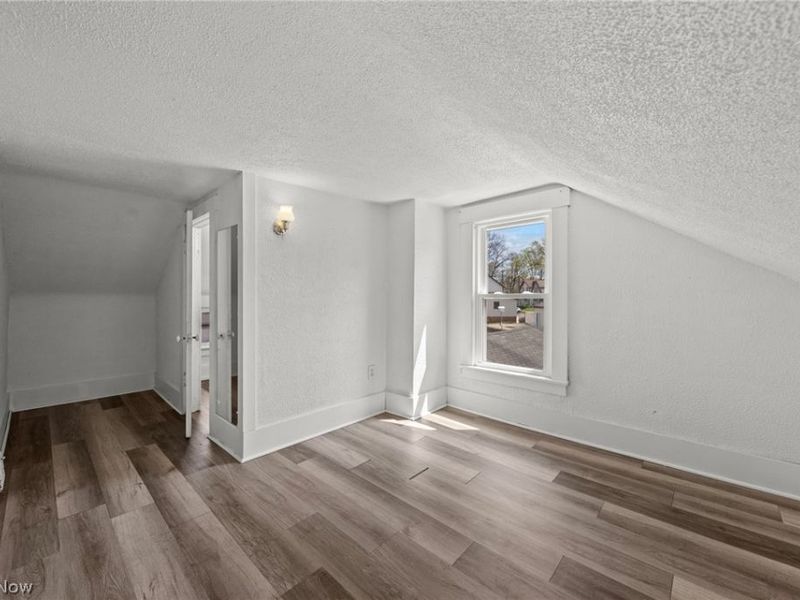 624 Broadway Street E, Cuyahoga Falls, OH 44221 Photo 32