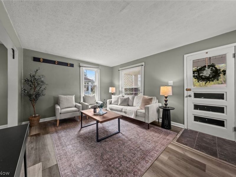 624 Broadway Street E, Cuyahoga Falls, OH 44221 Photo 6