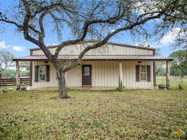85 Calle Corta , Victoria, TX 77905