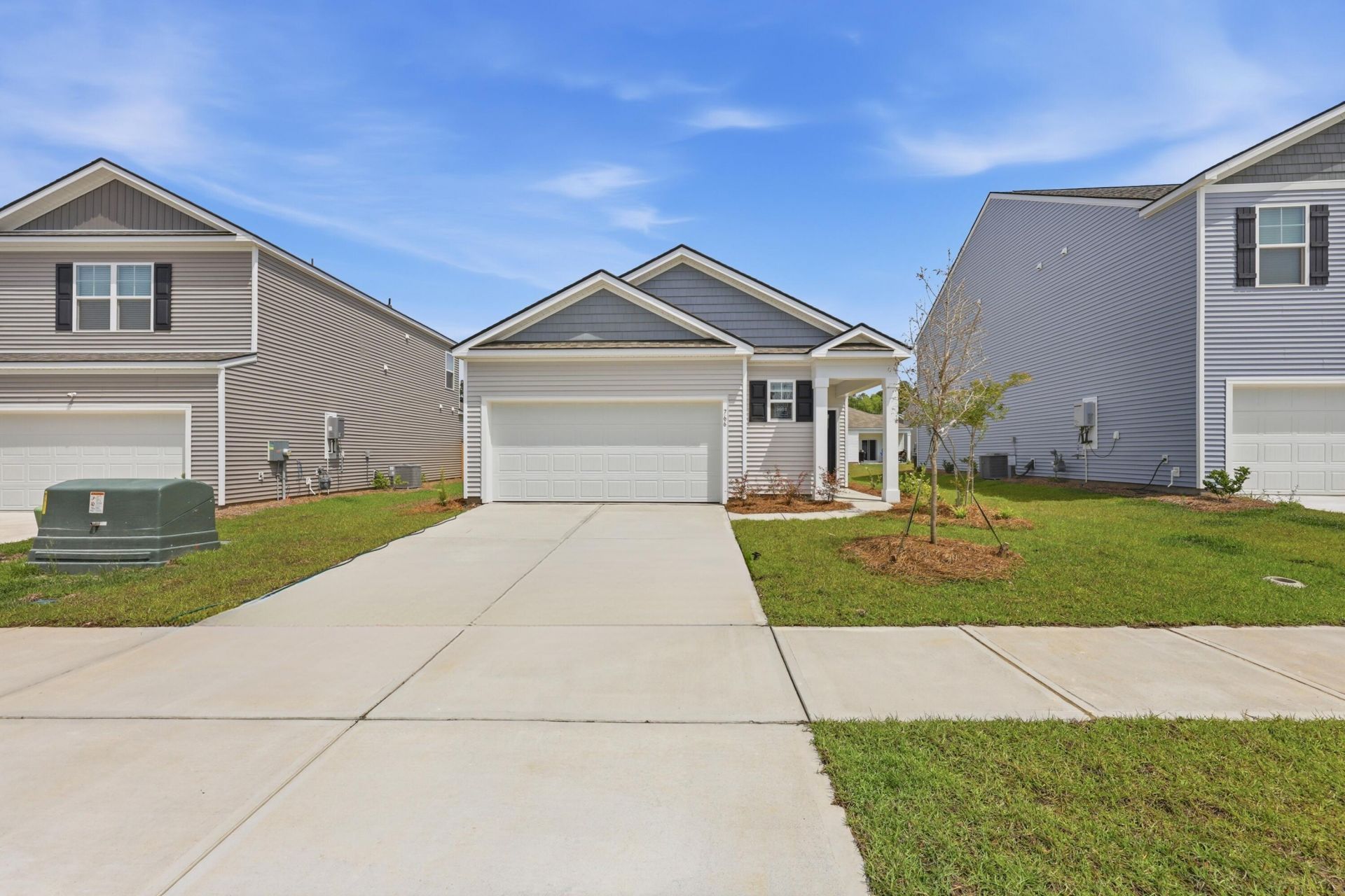 766 Long Bluff Road Photo 1