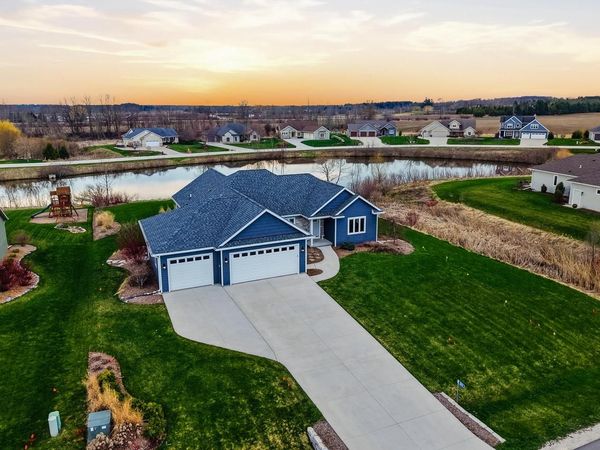 1919 Vincent DRIVE, Sheboygan, WI 53081