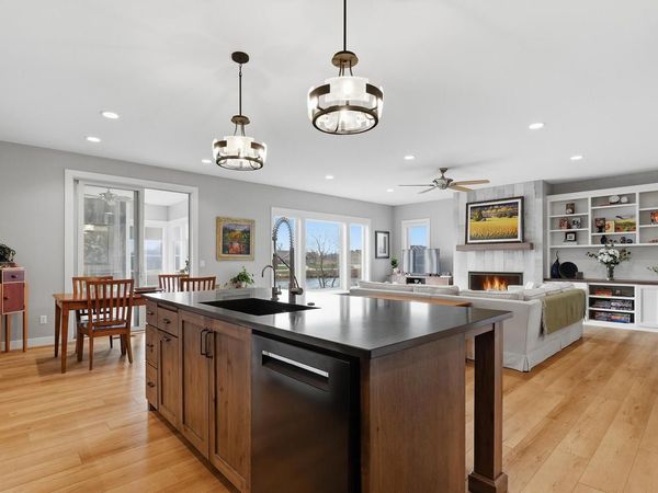 1919 Vincent DRIVE, Sheboygan, WI 53081