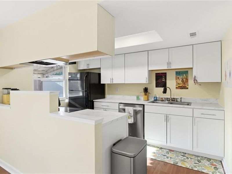 1414 Crown Point Court, Beavercreek, OH 45434 Photo 18