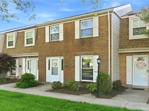 1414 Crown Point Court, Beavercreek, OH 45434