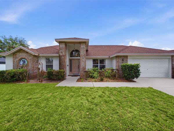 2305 MARSEILLE COURT , VALRICO, FL 33596
