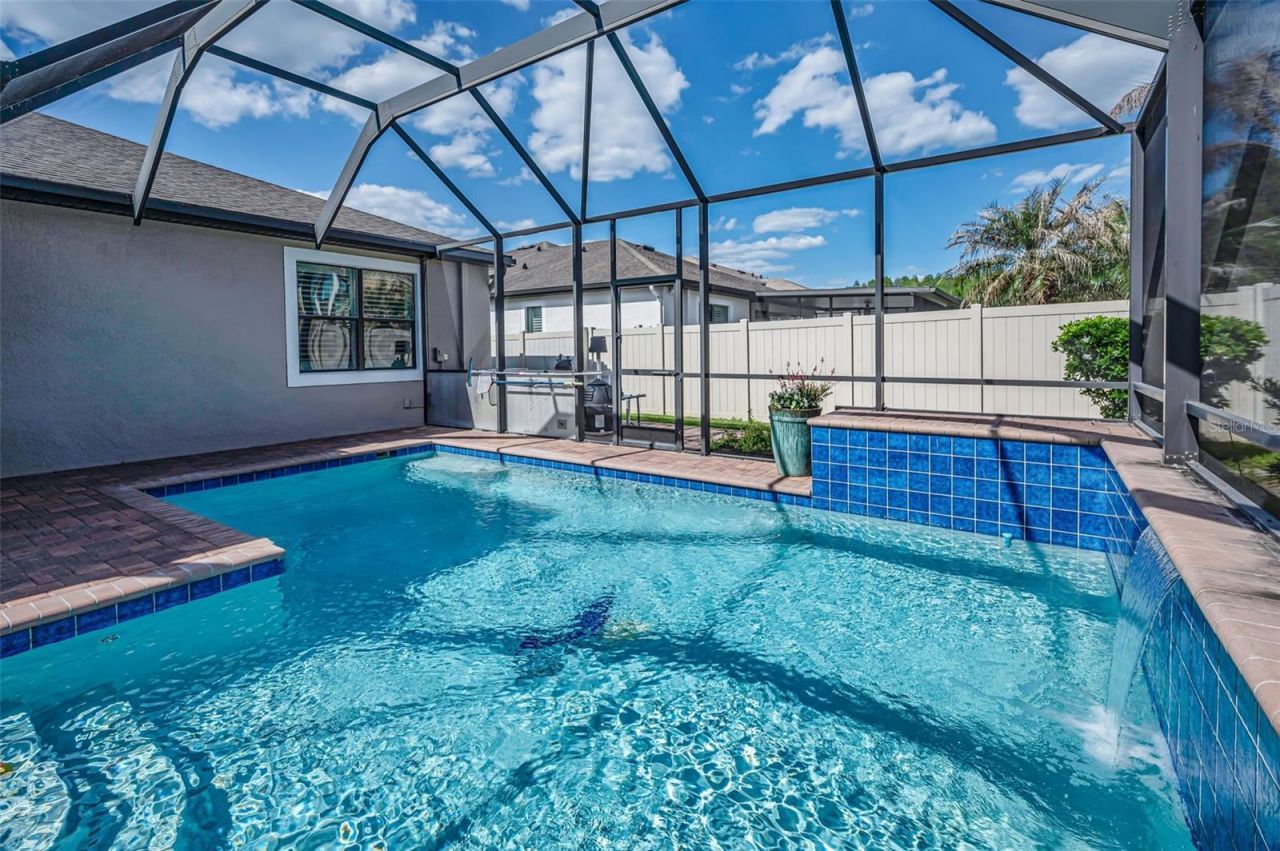 8449 Bluevine Sky Drive, Land O Lakes, FL 34637 Photo