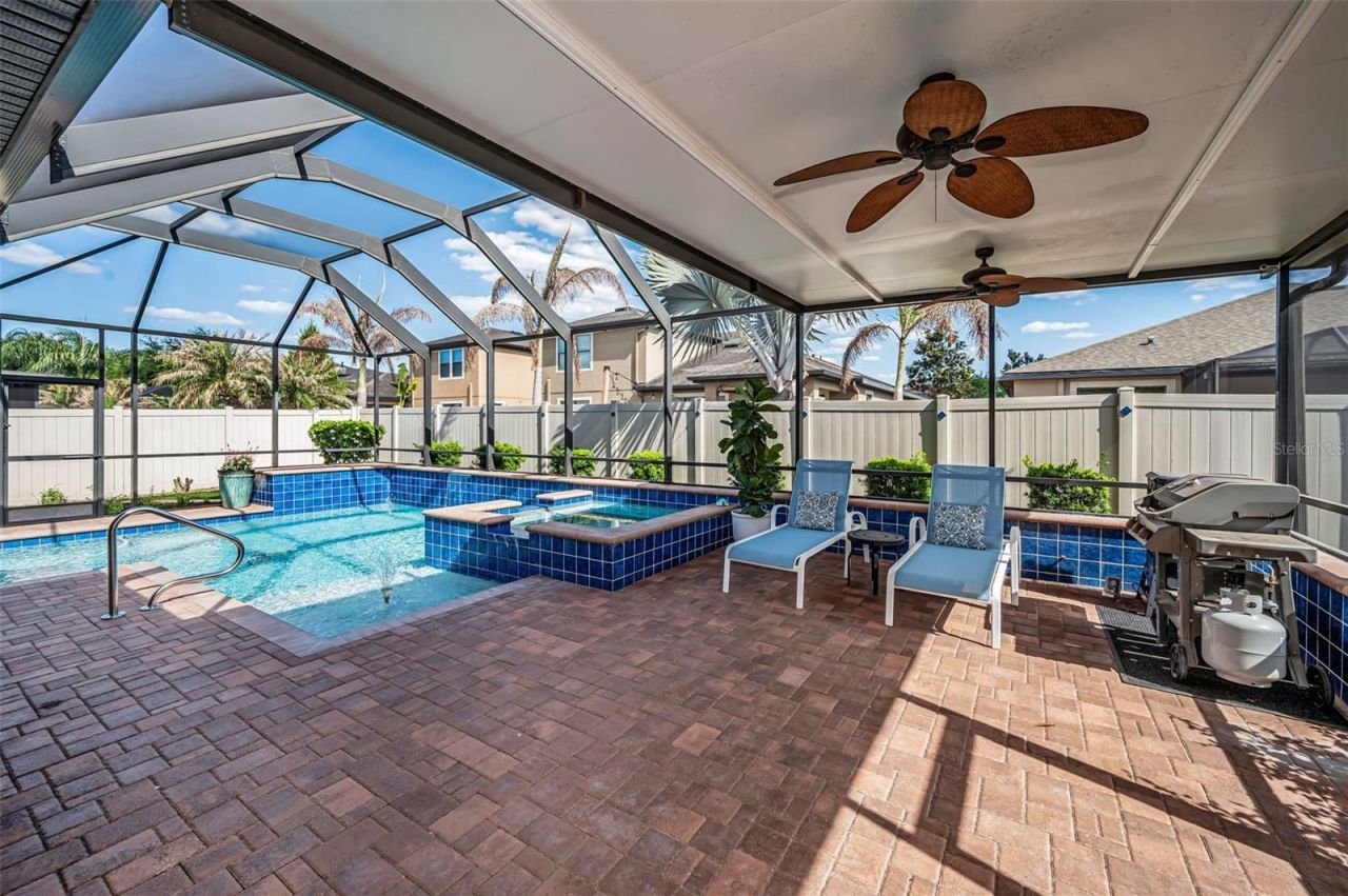 8449 Bluevine Sky Drive, Land O Lakes, FL 34637 Photo