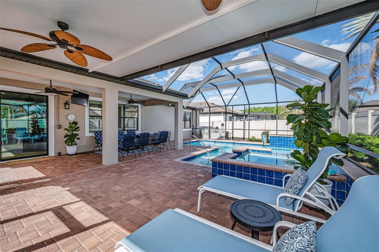 8449 Bluevine Sky Drive, Land O Lakes, FL 34637 Photo