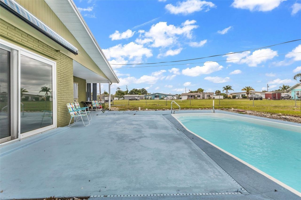 5527 Fairway Drive S, Punta Gorda, FL 33982 Photo