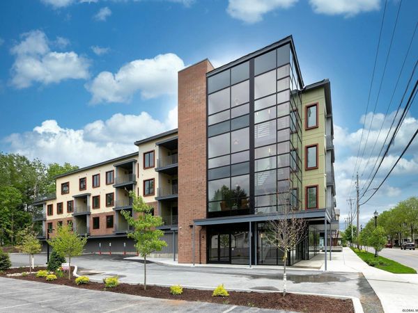 116 West Avenue, Unit 403, Saratoga Springs, NY 12866