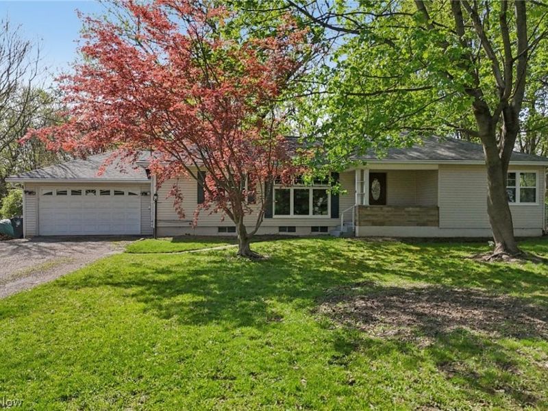 162 N Hawkins Avenue , Akron, OH 44313 Photo 1