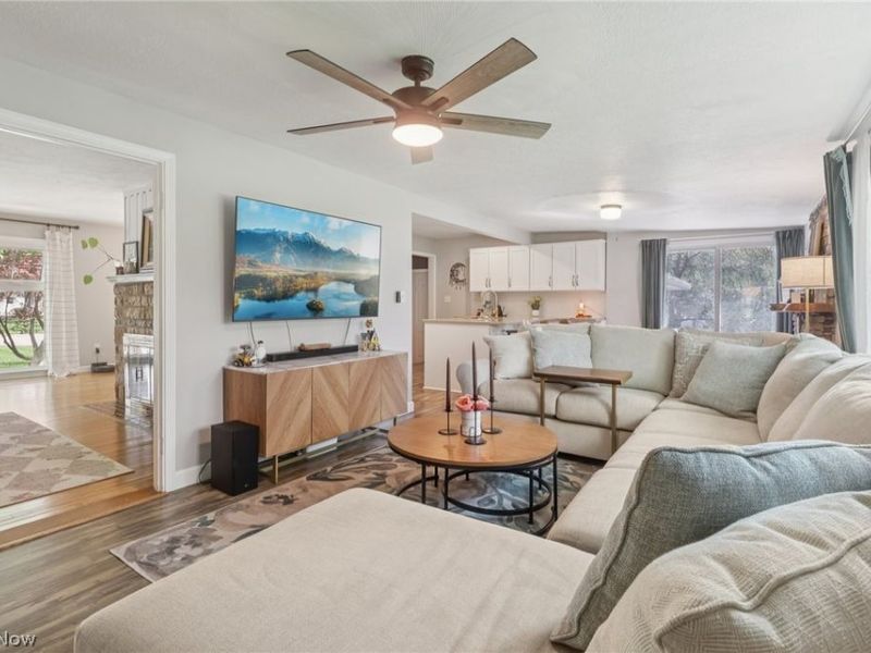 162 N Hawkins Avenue , Akron, OH 44313 Photo 17