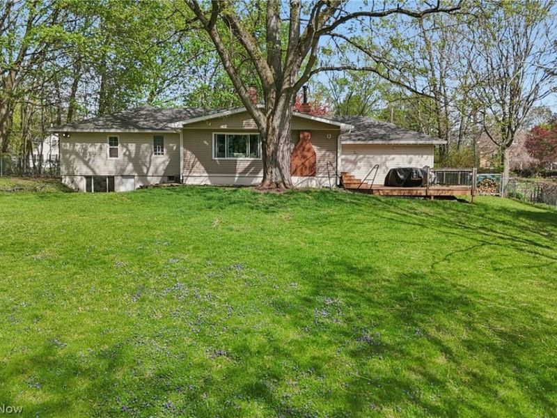 162 N Hawkins Avenue , Akron, OH 44313 Photo 2