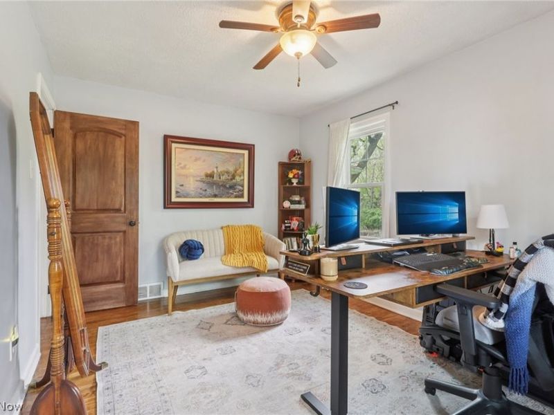 162 N Hawkins Avenue , Akron, OH 44313 Photo 21