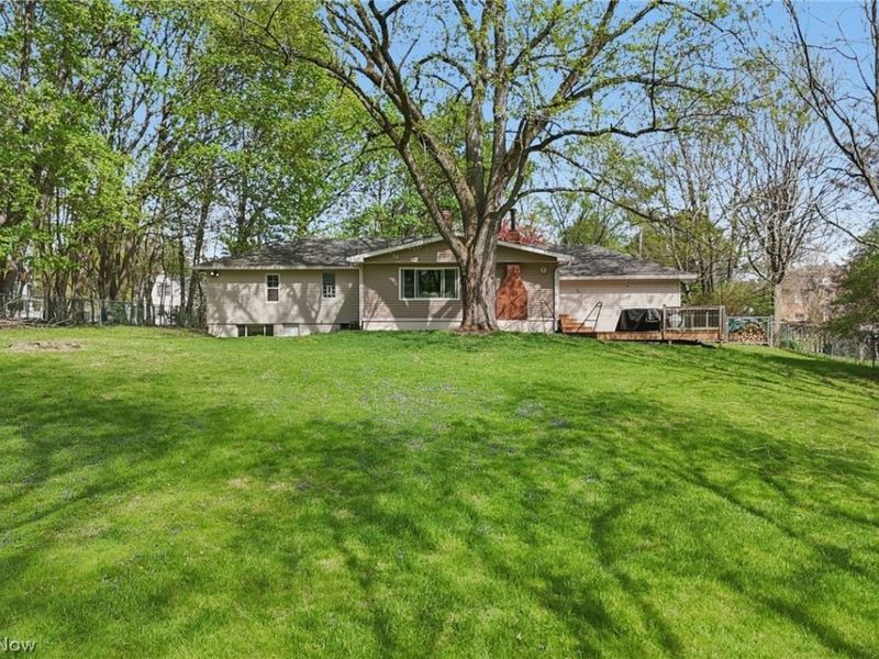 162 N Hawkins Avenue , Akron, OH 44313 Photo 37