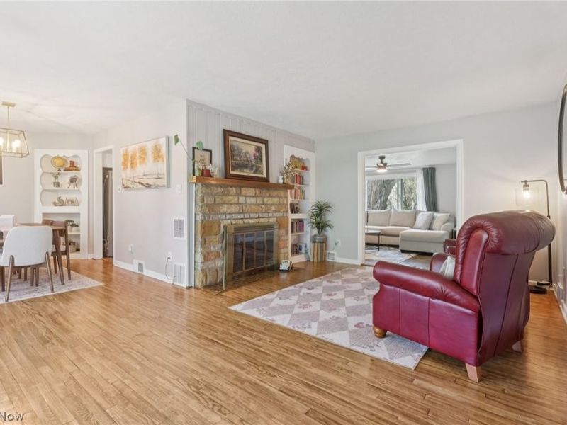 162 N Hawkins Avenue , Akron, OH 44313 Photo 5